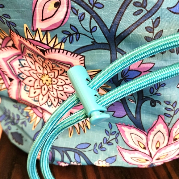 Vera Bradley peacock garden large expandable back sack duffle - Picture 2 of 6